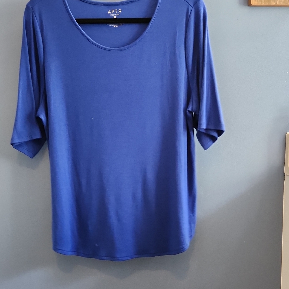 Apt. 9 Women's Royal Blue Long Sleeve Tee